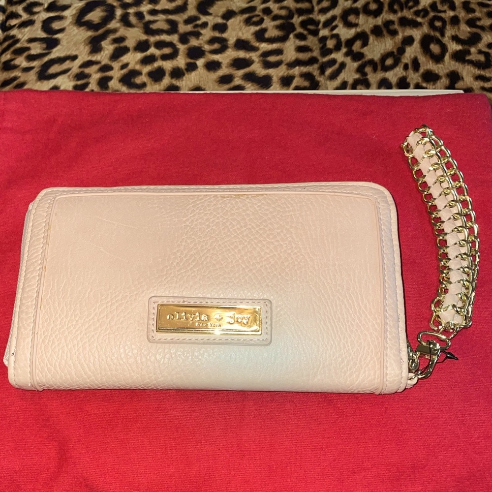 SOLD‼️‼️‼️Brand New Olivia & Joy Wallet